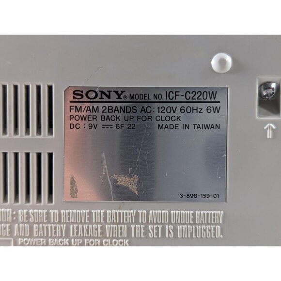 1985 Sony ICF-C220W Dream Machine Radio AM/FM Dual Alarm Digital Clock Taiwan - Picture 9 of 10